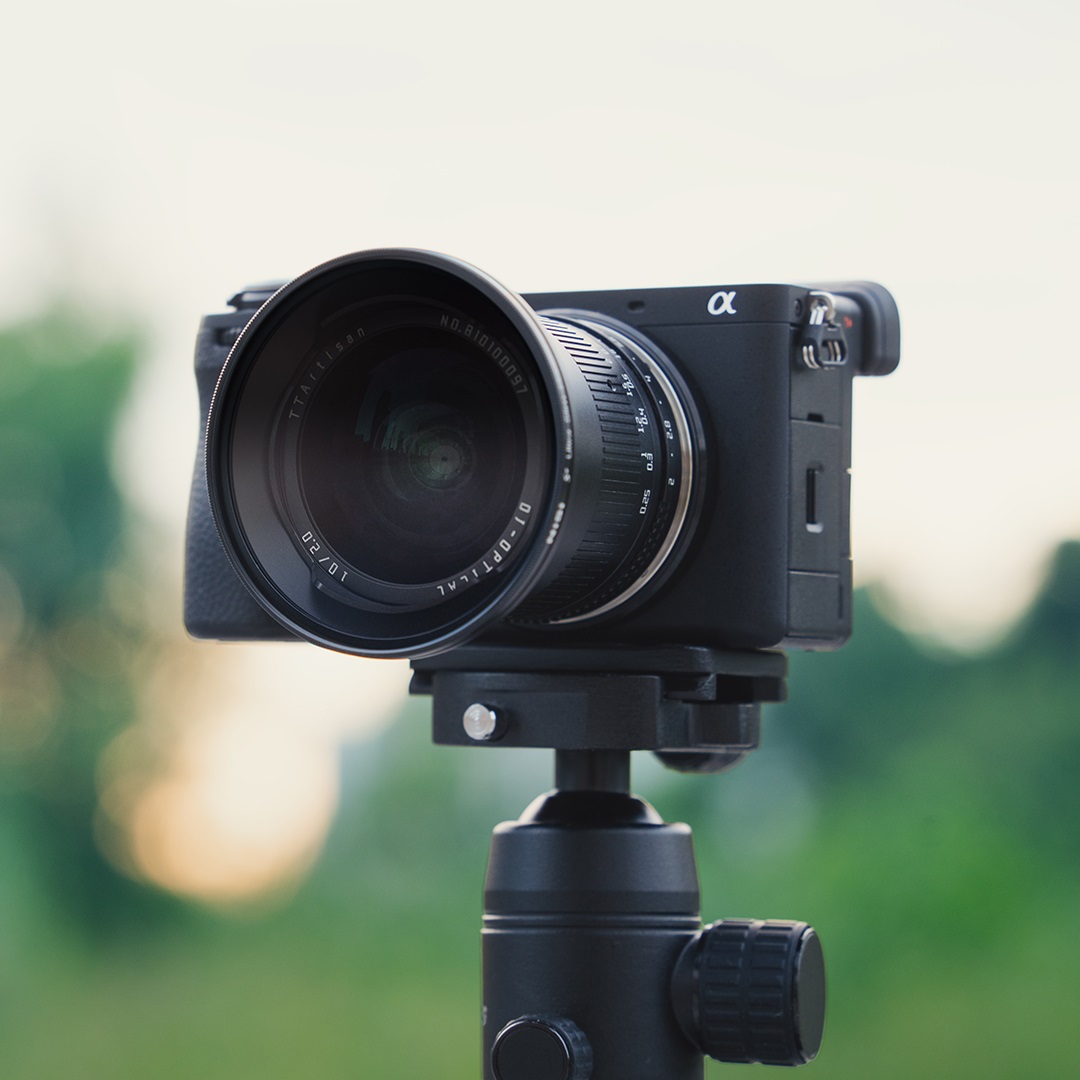TTArtisan APS-C 10mm F2 ASPH - Obiettivo ultra grandangolare in metallo per Sony E Mount con angolo di campo di 105 gradi