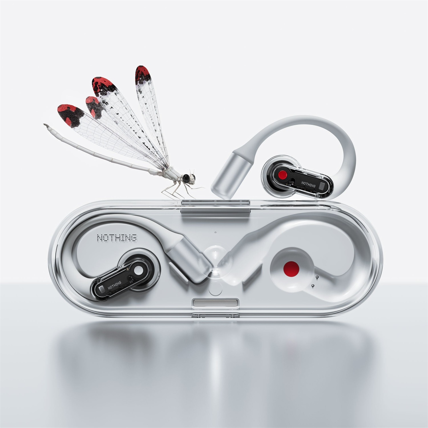 Nothing Ear (open) Auricolari True Wireless Stereo (TWS) con Open Sound, Due Microfoni AI Clear Voice, 30 Ore di Riproduzione Musicale, EQ Avanzato - Bianco