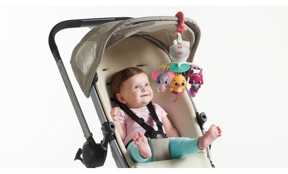 Tiny Love Take-Along Mobile - Giostrina 3 in 1 per Culla, Passeggino e Seggiolino Auto, 30 Minuti di Musica, Collezione Tiny Princess Tales