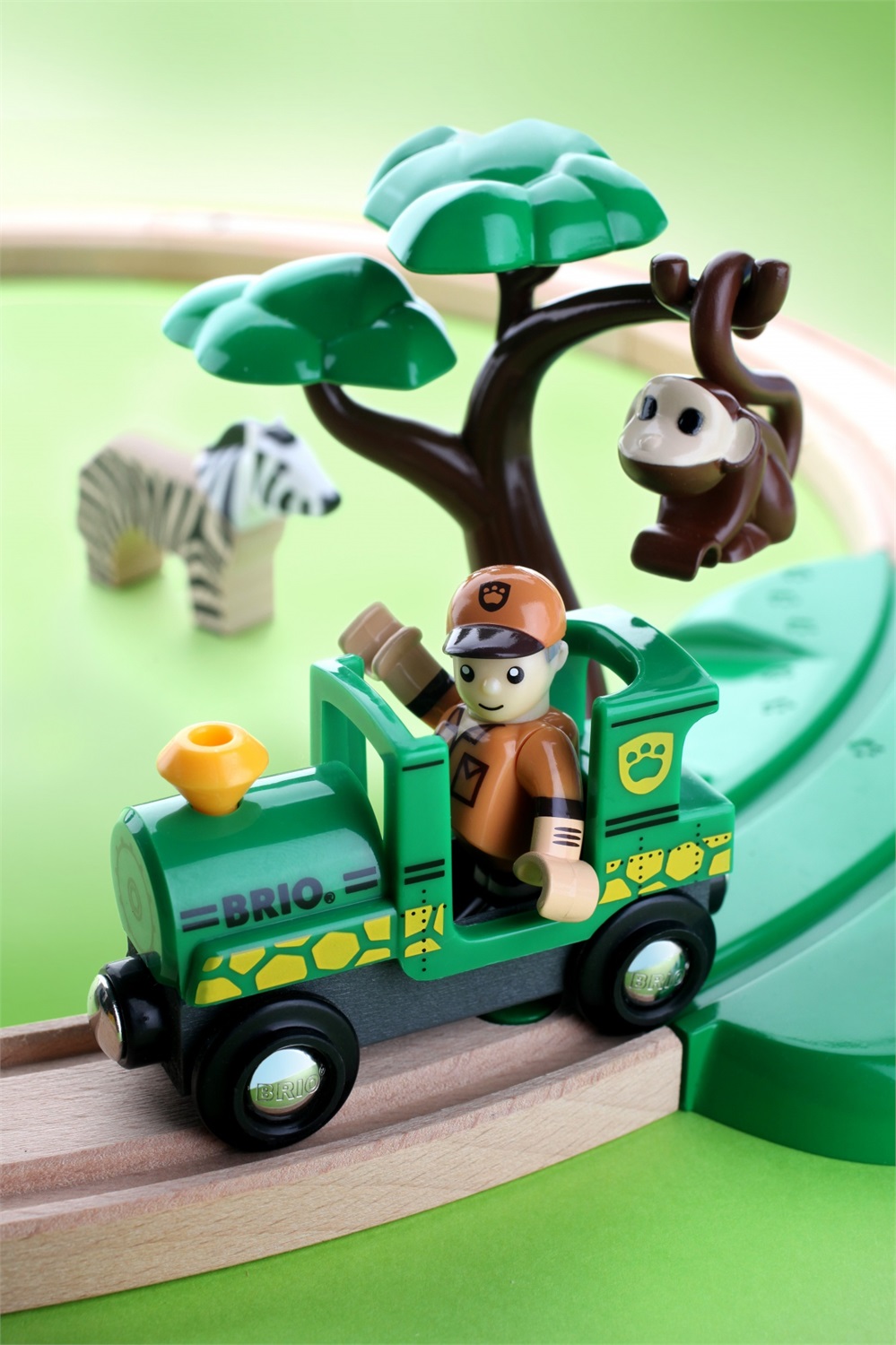 BRIO World - Starter Set Ferrovia Safari, Set di Costruzioni Trenino in Legno da 17 Pezzi per Bambini 3 Anni