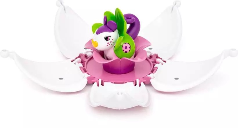 BRIO Flora Poppy - Casa in Fiore Giocattolo per Bambini 3 Anni con Personaggio e Costume Floreale