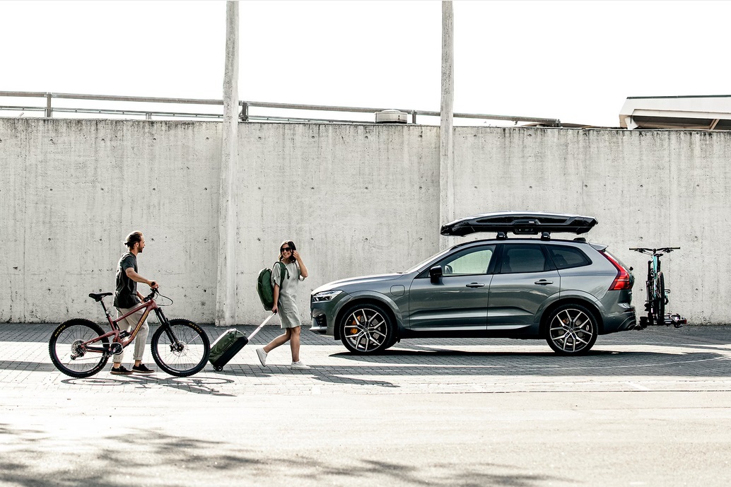 Thule EasyFold XT F Portabiciclette Pieghevole in Alluminio per 3 Bici, Compatibile con Gancio Traino FIX4BIKE