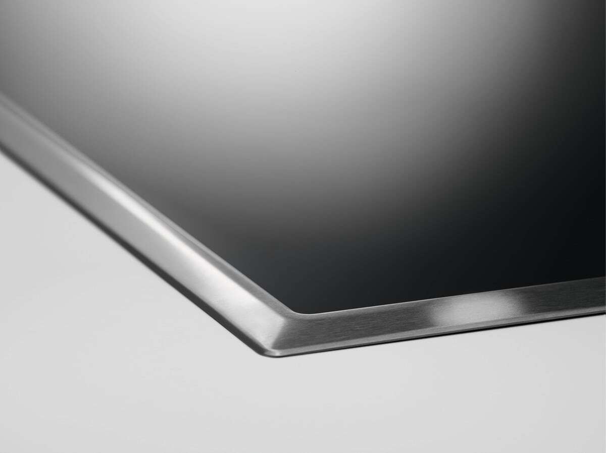 Electrolux KT6400X Piano Cottura Elettrico 4 Fornelli Vetroceramica Nero 60 cm con Touch Control e Display Digitale