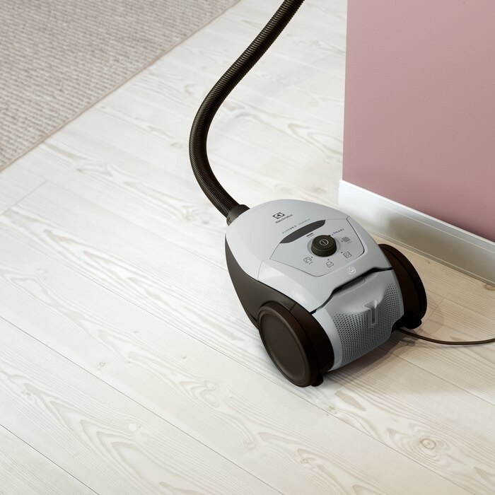 Electrolux Pure D8 Aspirapolvere a Traino Sacco 600 W 3,5 L Nero Grigio con Filtro Igienico e Livello Sonoro di 57 dB