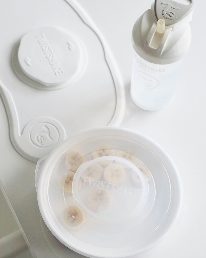 Twistshake Set di Stoviglie per Bambini Mini - Piatto di Aspirazione Tovaglietta (31x17 cm) - Senza BPA, Facile da Pulire, Adatto da 6 Mesi