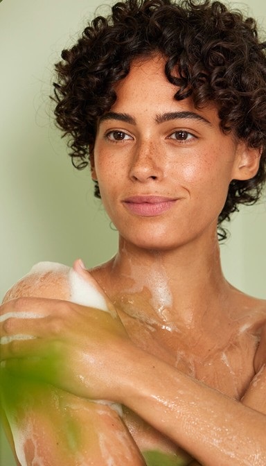 Weleda Doccia Cremosa Limone 200ml - Gel Rinfrescante con Olio di Sesamo Bio e Fragranza Agrumata