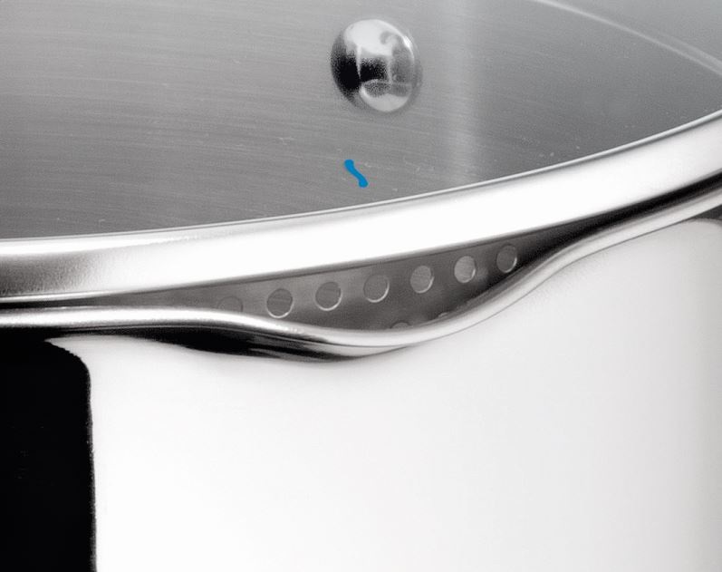 Lagostina Smart Set di Pentole 9 Pezzi in Acciaio Inox 18/10 con Fondo Lagoseal Plus - Induzione, Gas e Forno