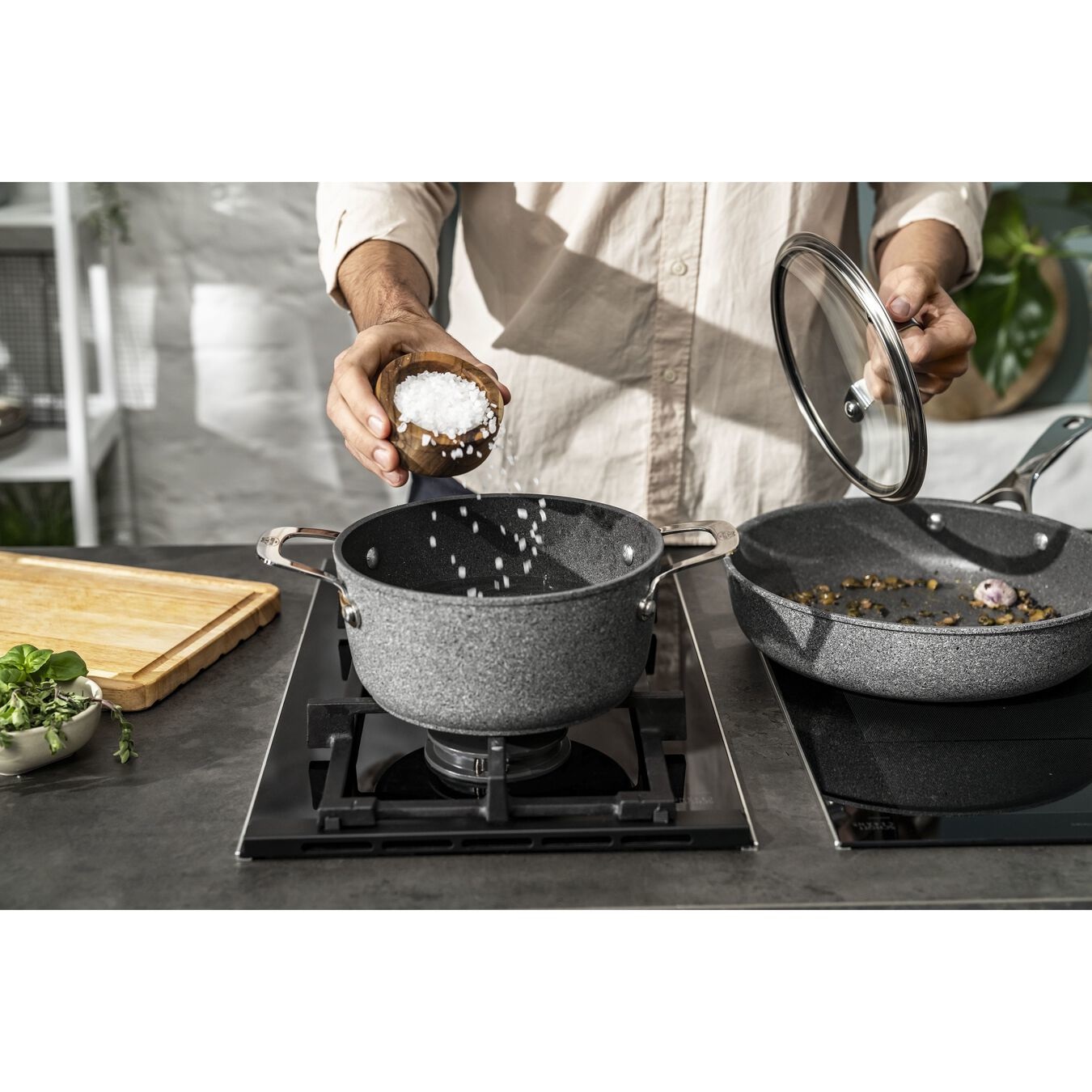 BALLARINI Casseruola 4,7 L Rotonda Grigia con Rivestimento GRANITIUM Ti-X a 6 Strati