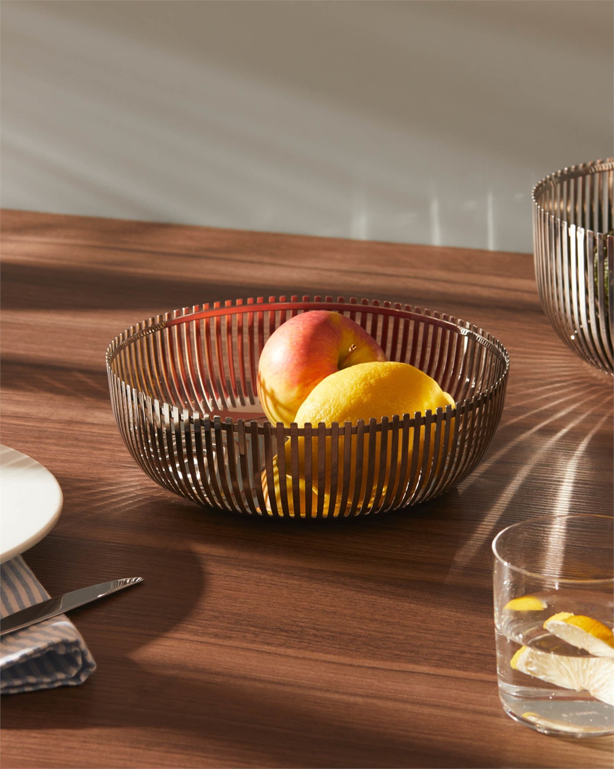 Alessi PCH02/15 Cestino da Cucina Traforato in Acciaio Inossidabile 18/10 Lucido, 15 cm - Design Pierre Chapin