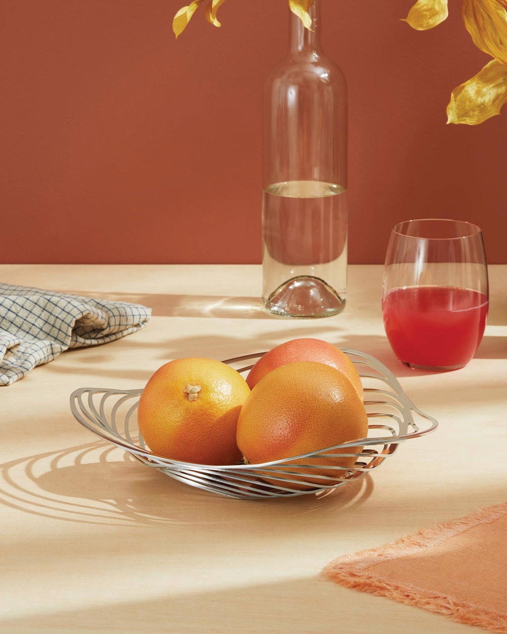 Alessi ACO02 Trinity Cestino in Acciaio Inossidabile - Design Elegante e Dinamico, Diametro 26 cm, Fabbricato in Italia