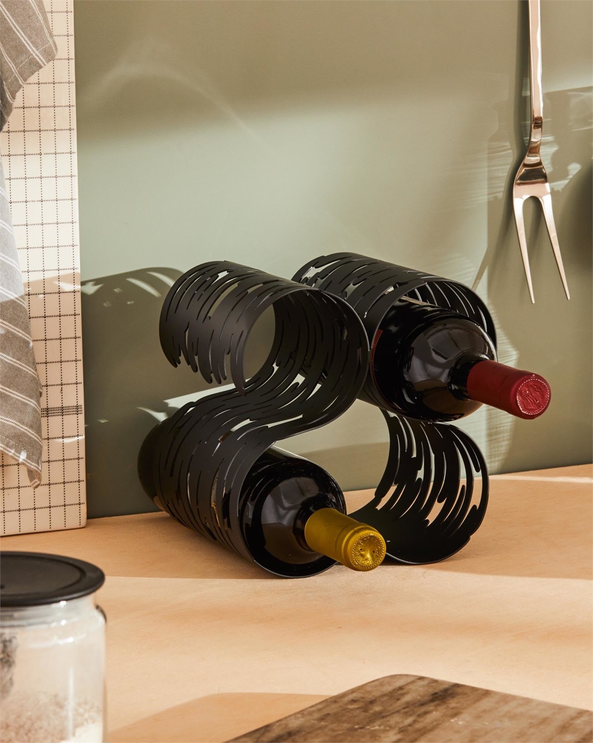 Alessi Barkcellar BM03 - Portabottiglie di Design in Acciaio Inox 18/10, 19x15x19 cm, Ispirato alla Corteccia di un Albero