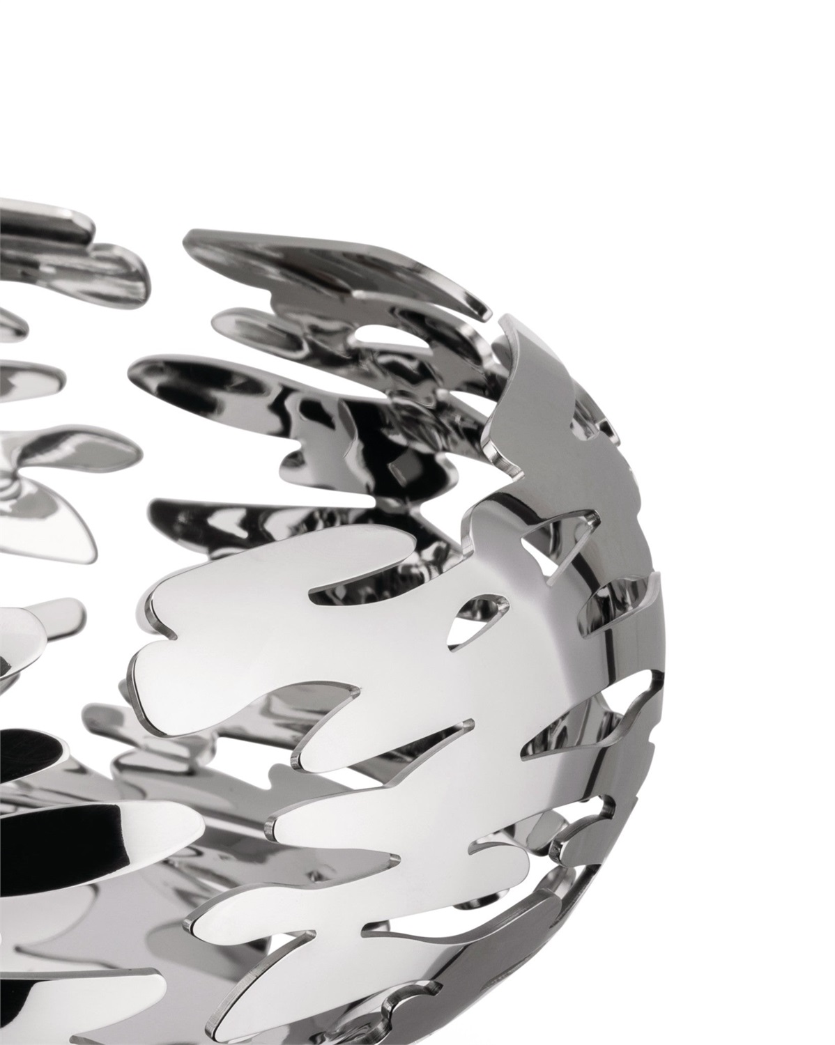 Alessi Barknest BM02 - Cesto Portafrutta in Acciaio Inox 18/10 con Design Traforato, Ø 21 x H 7 cm