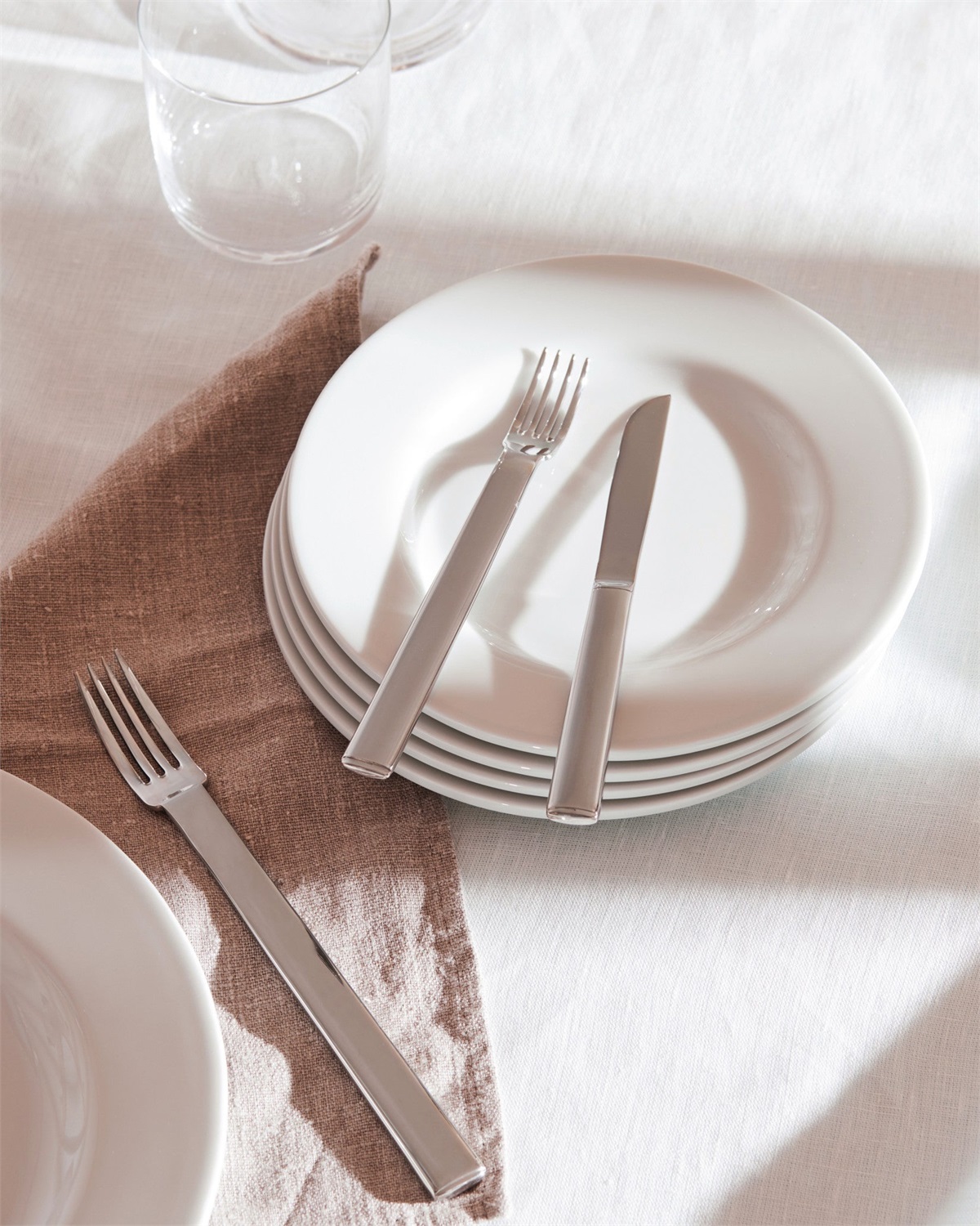 Alessi Forchette da Dessert Rundes Modell - Set di 6 in Acciaio Inossidabile 18/10 con Finitura Lucida - Design di Josef Hoffmann