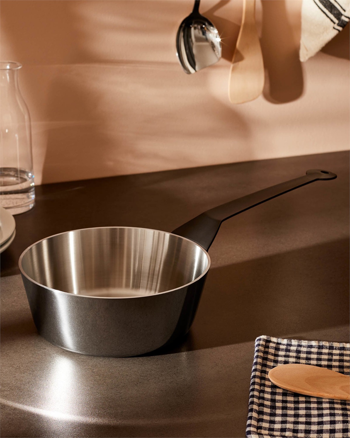 Alessi 90107/20 T La Cintura di Orione Casseruola Conica 20 cm in Trilamina/AISI 430, Alluminio e Acciaio Inossidabile 18/10 - Design Richard Sapper