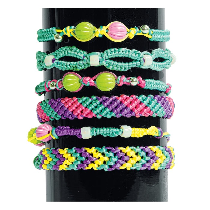 Clementoni Crazy Chic Friendship Bracelets Mania - Kit Creativo per Bambini 7 Anni con Telaio, Perline Colorate e Cordini Glam