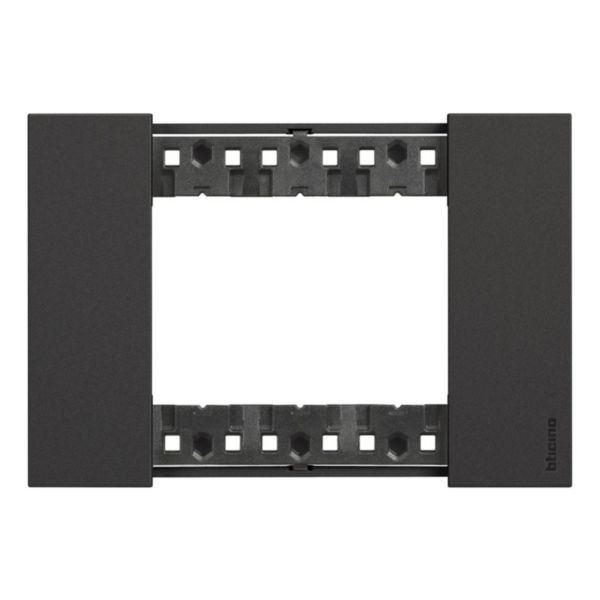 BTicino Living Now Placca 3 Moduli Nero KA4803KG - Design Innovativo in Plastica