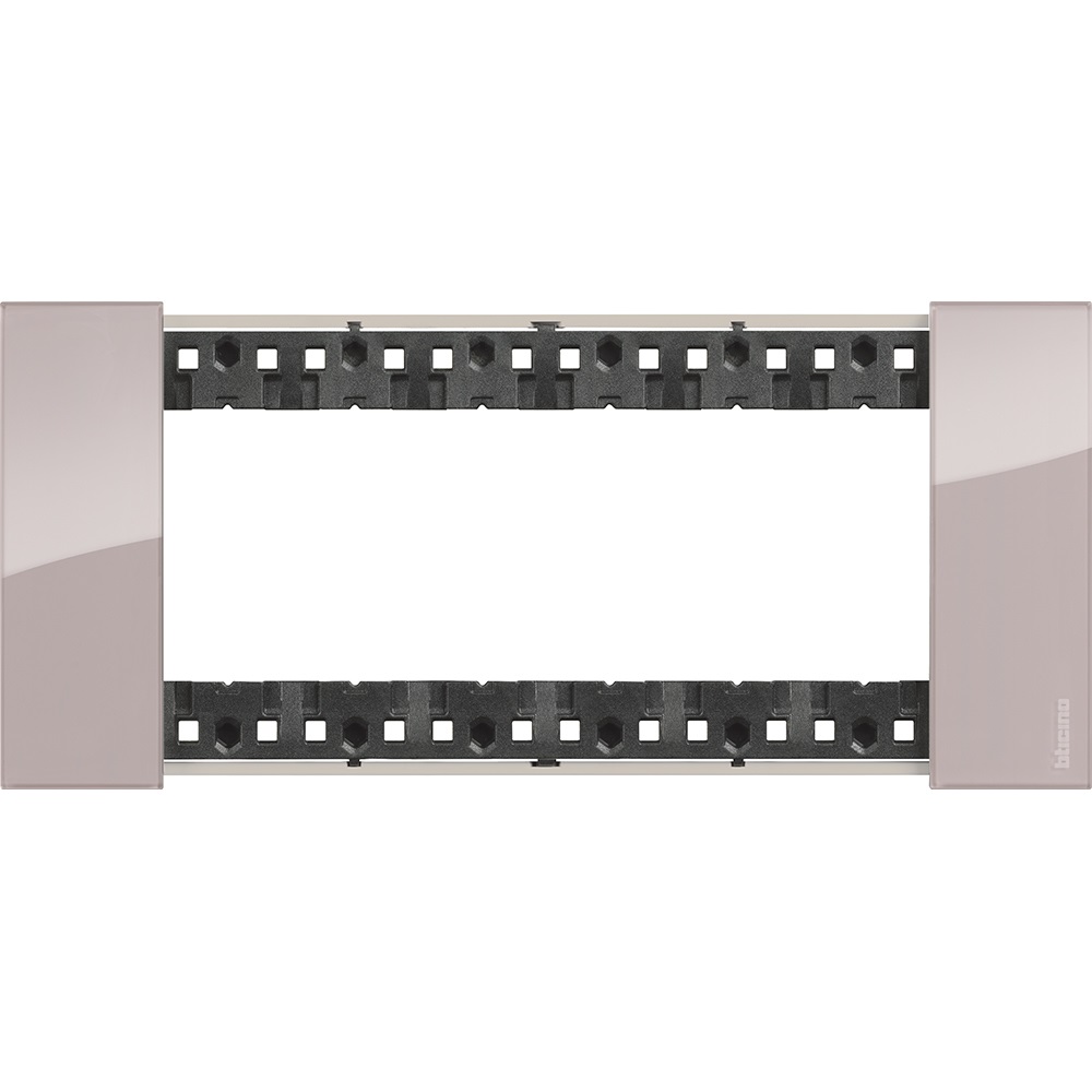 Bticino KA4806DM Placca Living Now 6 Moduli Colore Aura in Plastica Bimaterica - Dimensioni 86 x 192,5 mm