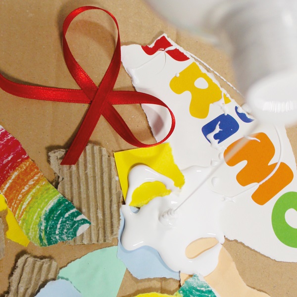 PRIMO Colla Vinilica 1L con Tappo Dosatore - 333CV1000, Adesivo di Alta Qualità per Carta, Cartone, Legno e Tessuti