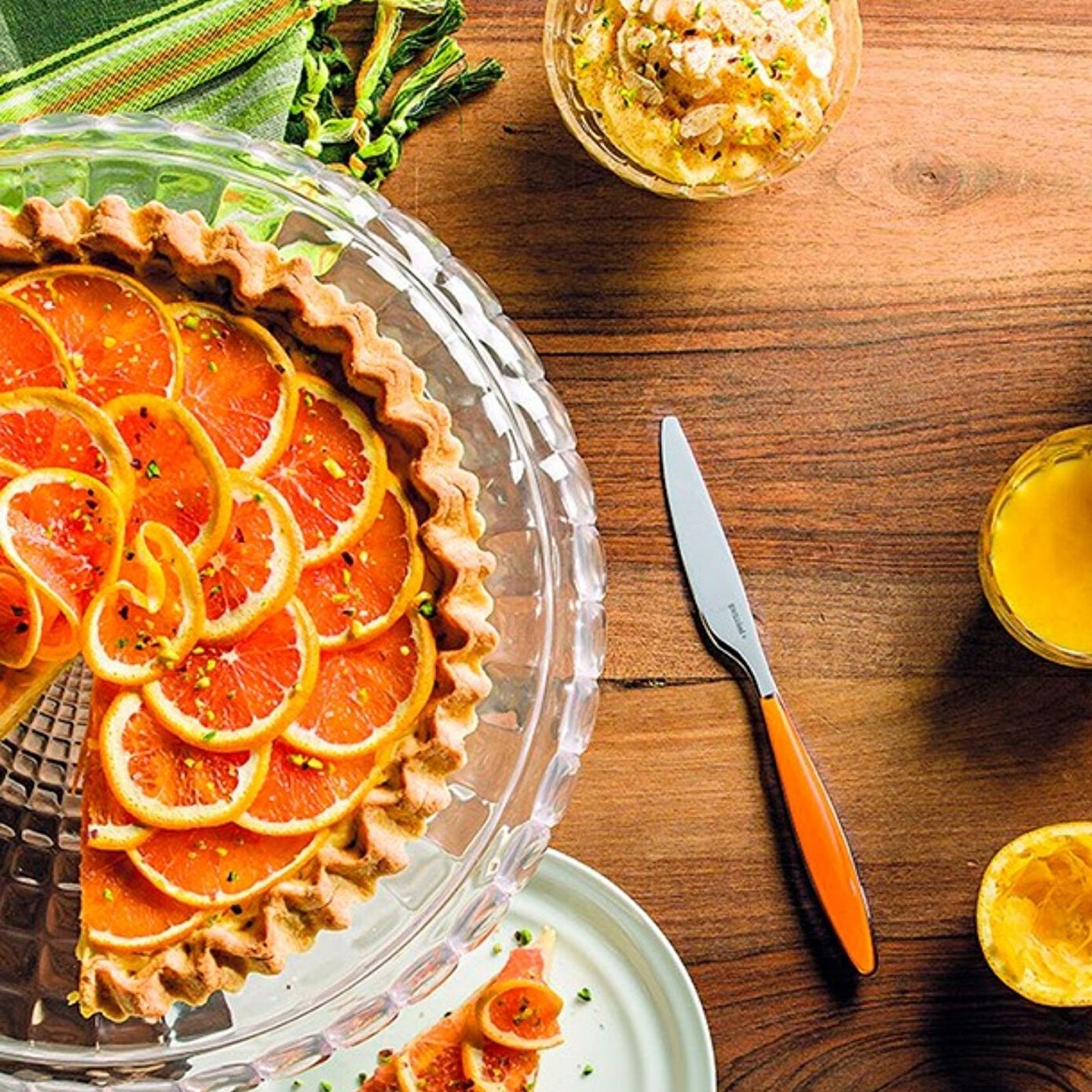 Guzzini Feeling Set di Posate Colorate 24 pz Arancione in Acciaio Inox - Designer Robin Levien, Dimensioni 15,8 x 7,5 x h25,5 cm