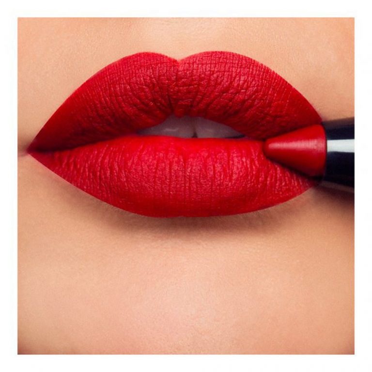 Deborah Milano 24ore Velvet Mat Lipstick 04 Cherry - Rossetto Mat con Tenuta Estrema e Finish Opaco, 1.66g
