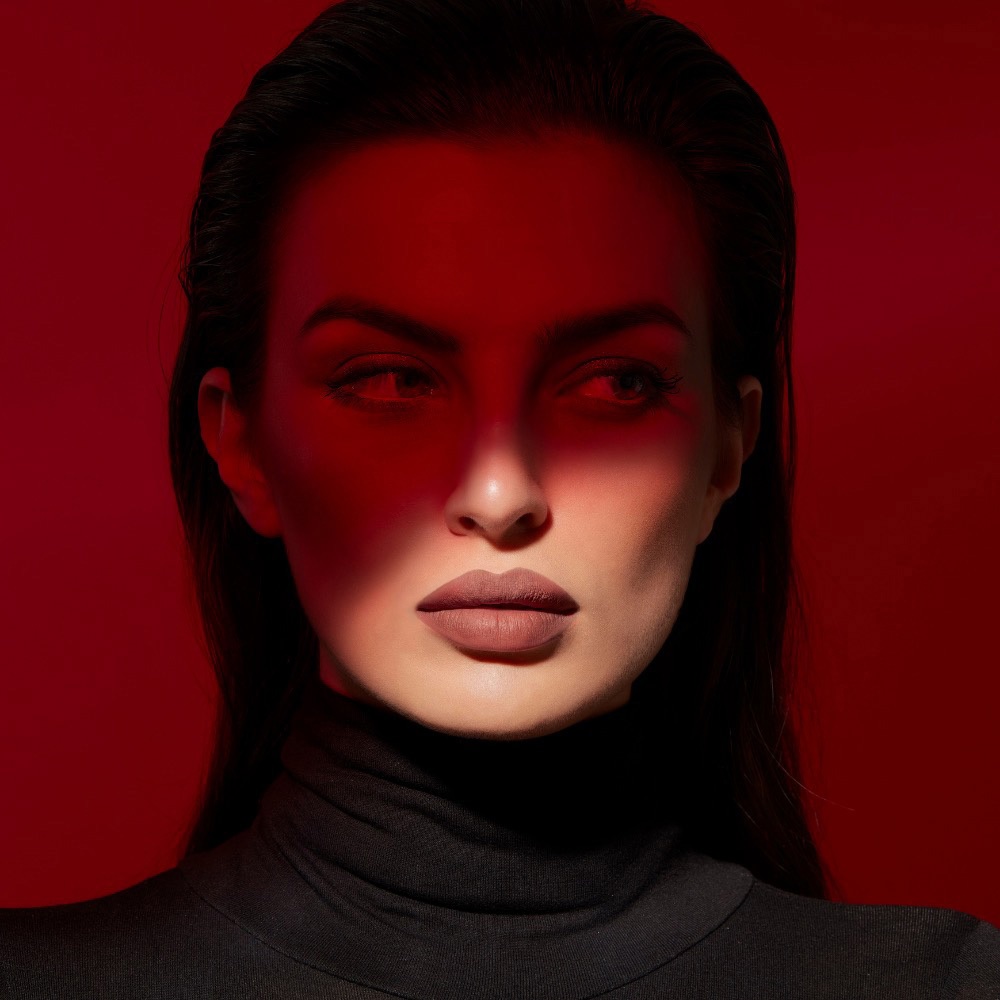 Deborah Milano Red Mat Rossetto N. 3 Geranium - Effetto Matte con Collagene e Acido Ialuronico, Idratante e Vellutato, 4,5 gr