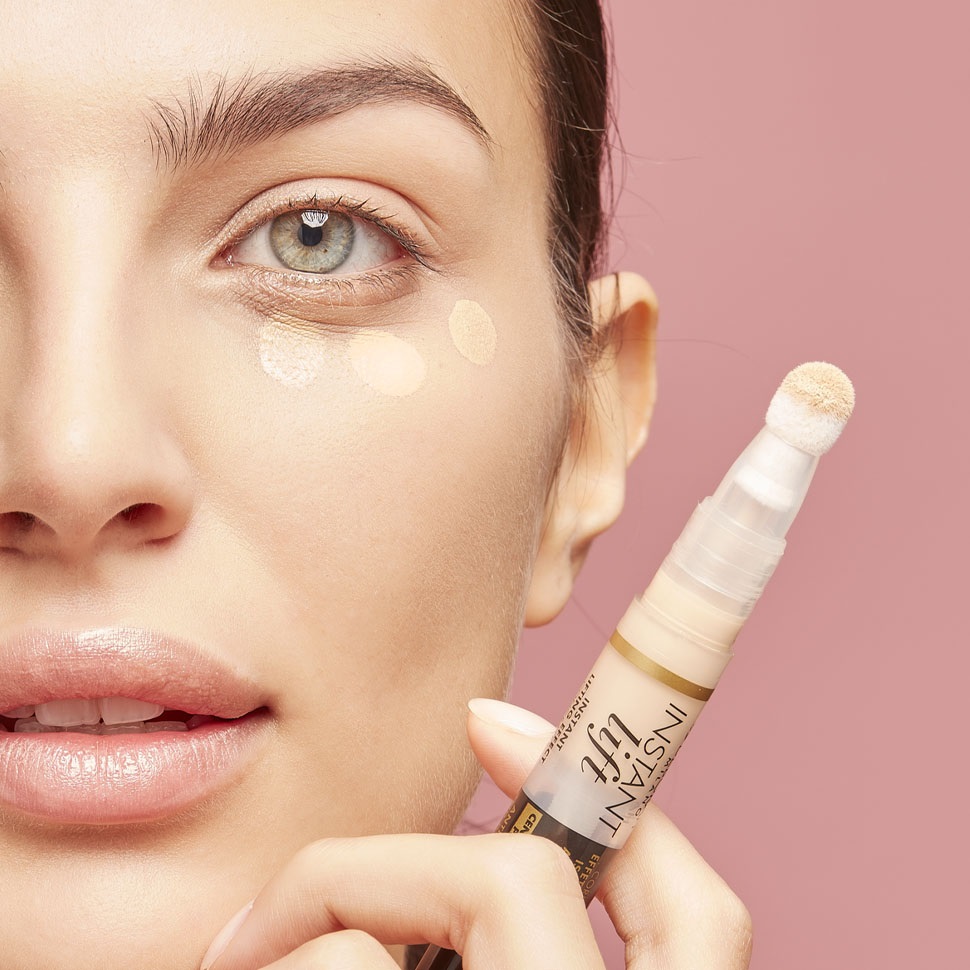 Deborah Milano Instant Lift Correttore Light - Penna Fluida Anti Età con Spugnetta, 4,2 g