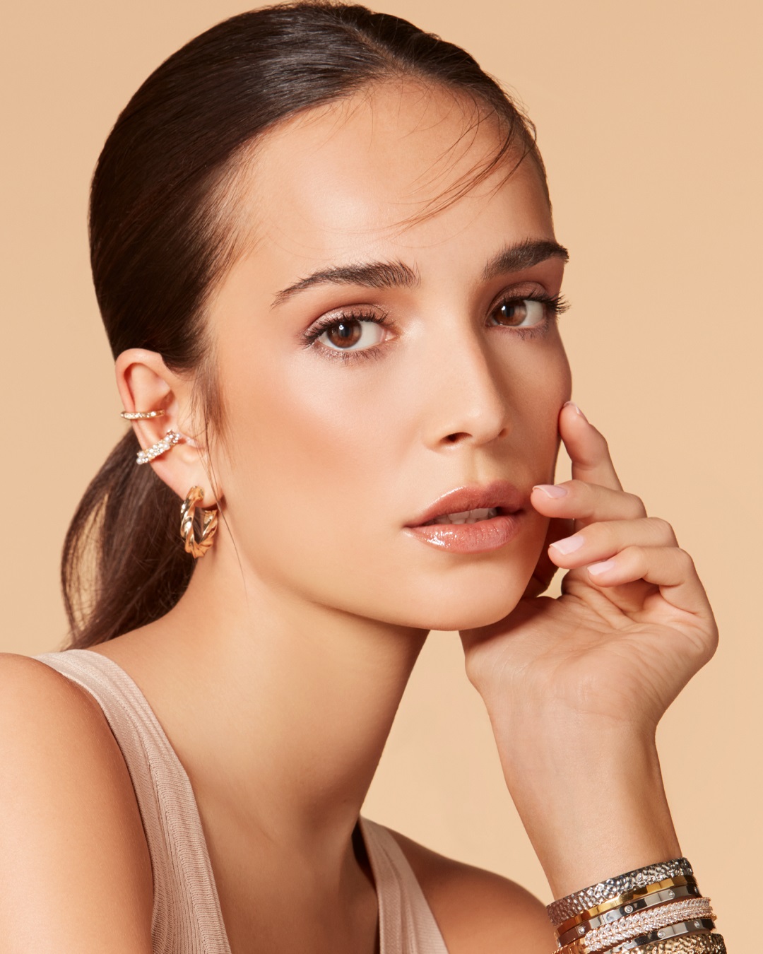Deborah Milano Correttore Fluido 24 Ore Perfect All-Over N.05 Amber, Waterproof, Alta Coprenza, Idratante, 5.5g