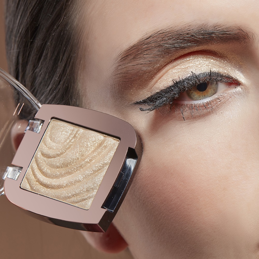 Deborah Milano Ombretto Color Lovers 03 Super Gold - Intenso e Superpigmentato, Texture Morbida e Sensoriale