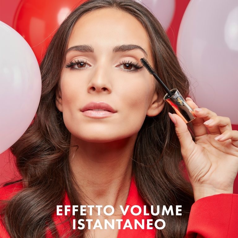 Deborah Milano Mascara 24 Ore Instant Maxi Volume con Ceramidi, Effetto Volumizzante, Allungante e Incurvante, Nero, 12 ml