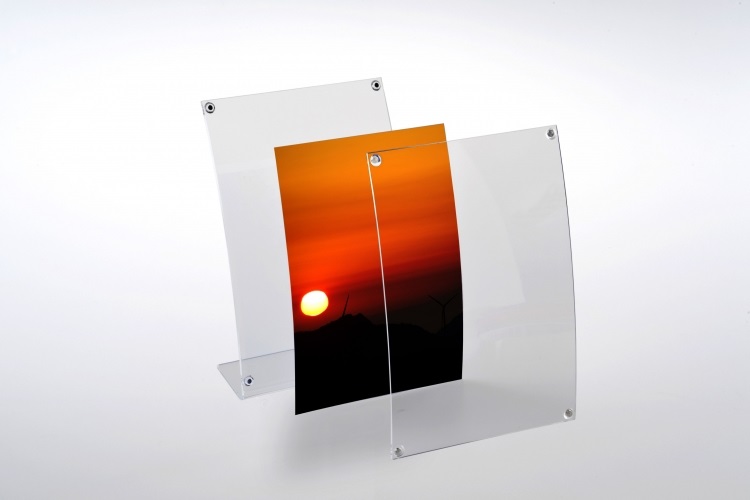 Tecnostyl Porta Avvisi/Fotografie Magnetico A4 Verticale in Acrilico Trasparente - Design Curvo