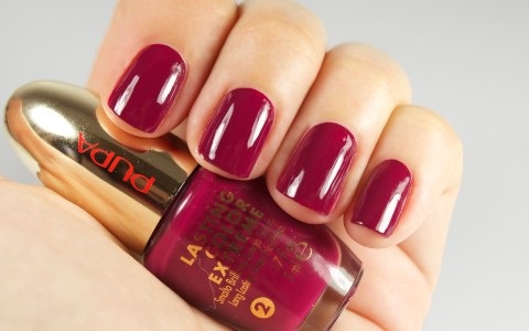 PUPA Milano Smalto Lasting Color Extreme 022 Red Berry 6 ml - Smalto Brillante a Lunga Tenuta con Sistema Innovativo in 3 Step