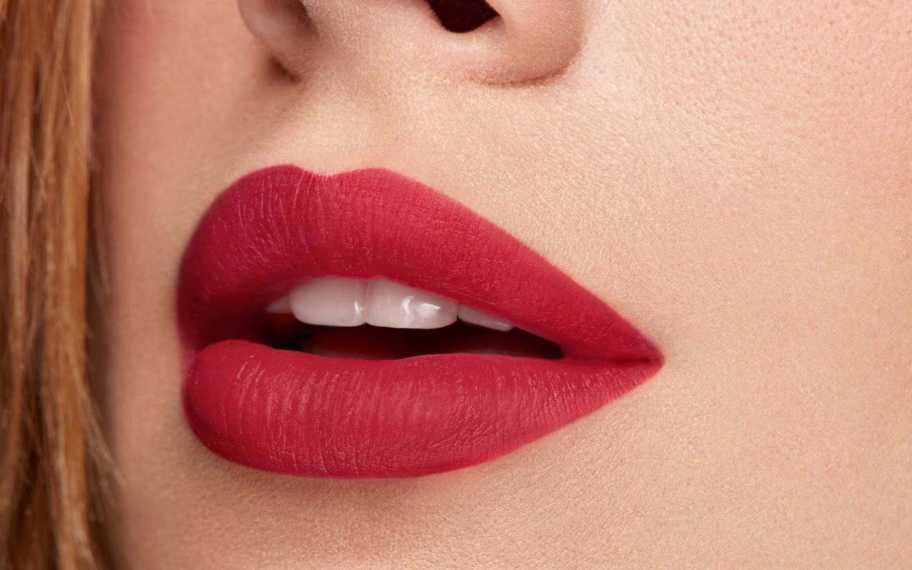 PUPA I'm Loveproof Rossetto Liquido Matt 009 Red Pop 2,7 ml - Colore Intenso e Tenuta a Prova di Bacio