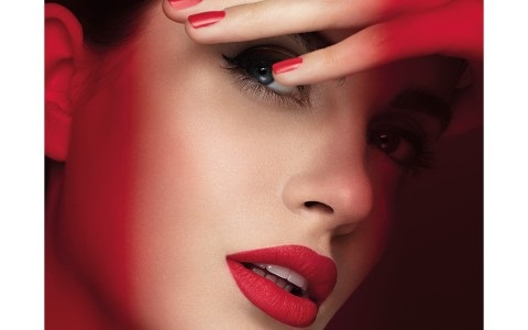 PUPA Milano I'M Unique Smalto Effetto Opaco 001 Irresistable Chili Red 5ml