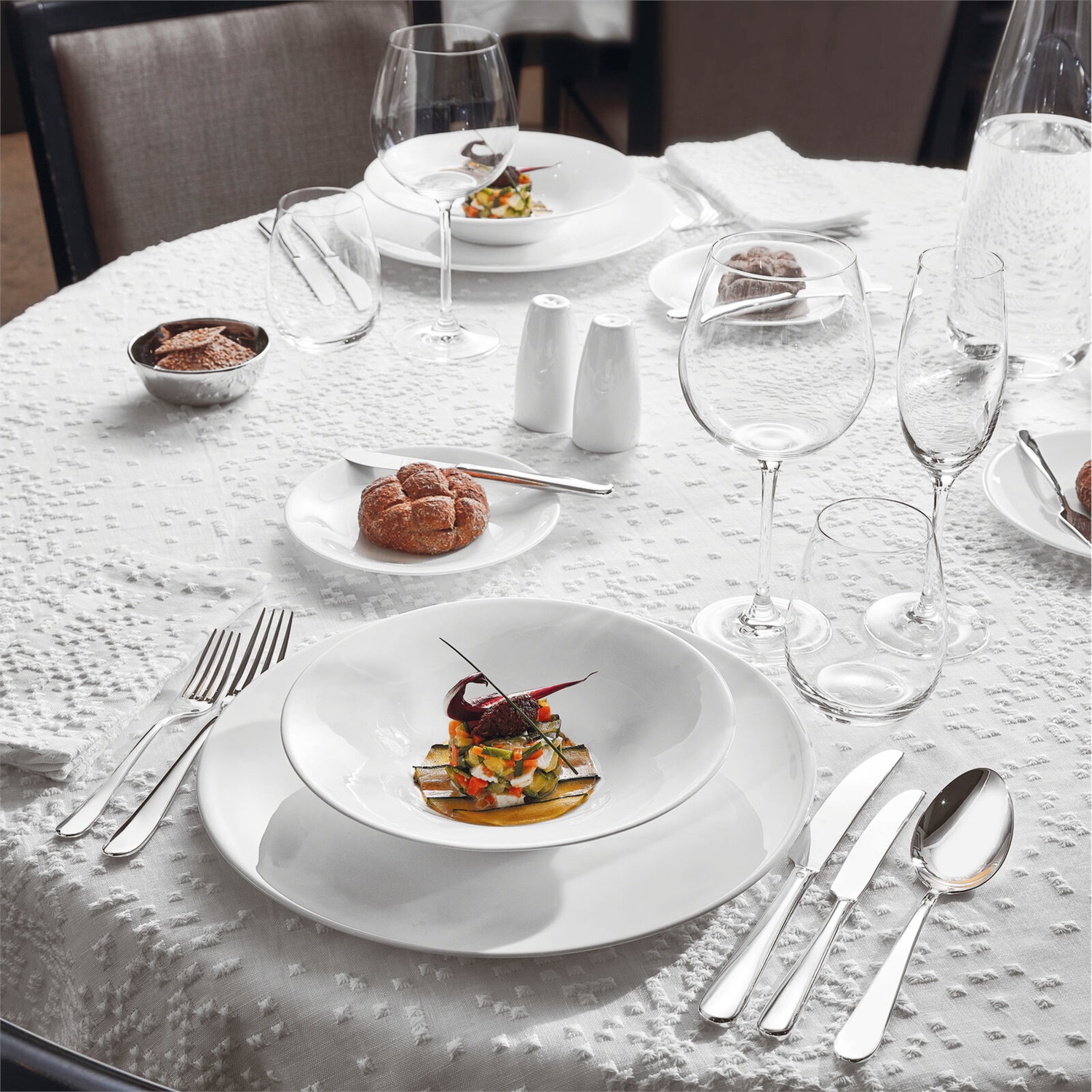 Arthur Krupp Set 18 Pezzi Servizio da Tavola Neve in Porcellana Fine Bianco