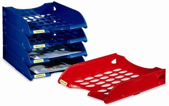 Fellowes E040TR Vaschetta Portacorrispondenza Forata, 26 x 34,5 x 6,5 cm, Rosso Trasparente, Sovrapponibile