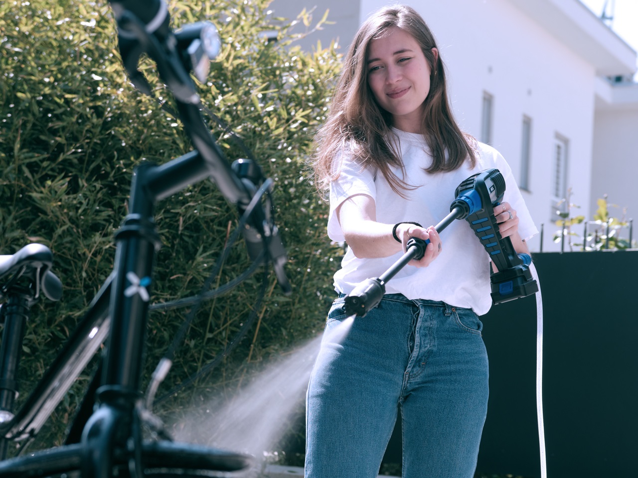 Annovi Reverberi BC250 DSS - Idropulitrice Portatile a Batteria 24 Bar, 175 l/h, 18V, 2.5Ah