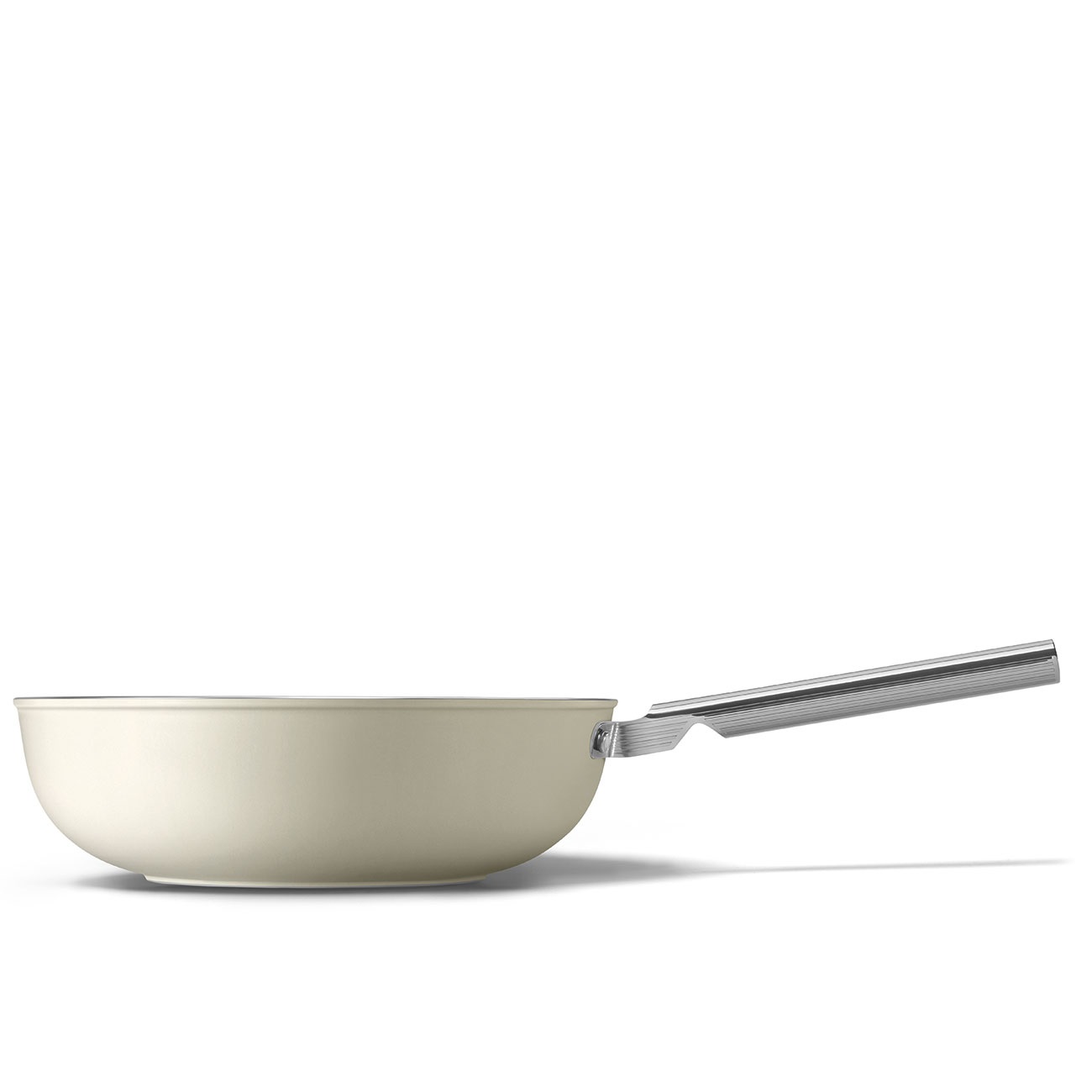 Smeg Wok Antiaderente 50's Style CKFW3001CRM, Diametro 30 cm, Manico Ergonomico in Acciaio Inossidabile, Capacità 5,3L, Fino a 250° in Forno, Colore Panna