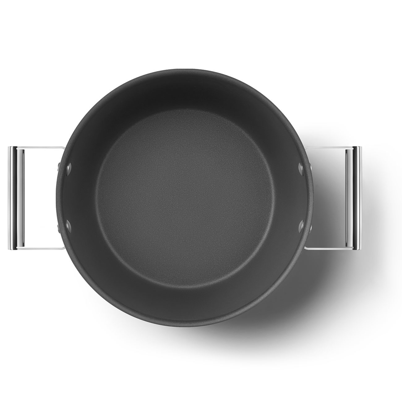 Smeg Casseruola Antiaderente CKFC2611BLM con Coperchio, Diametro 26 cm, Maniglie in Acciaio Inox, Capacità 7,7L, Nero