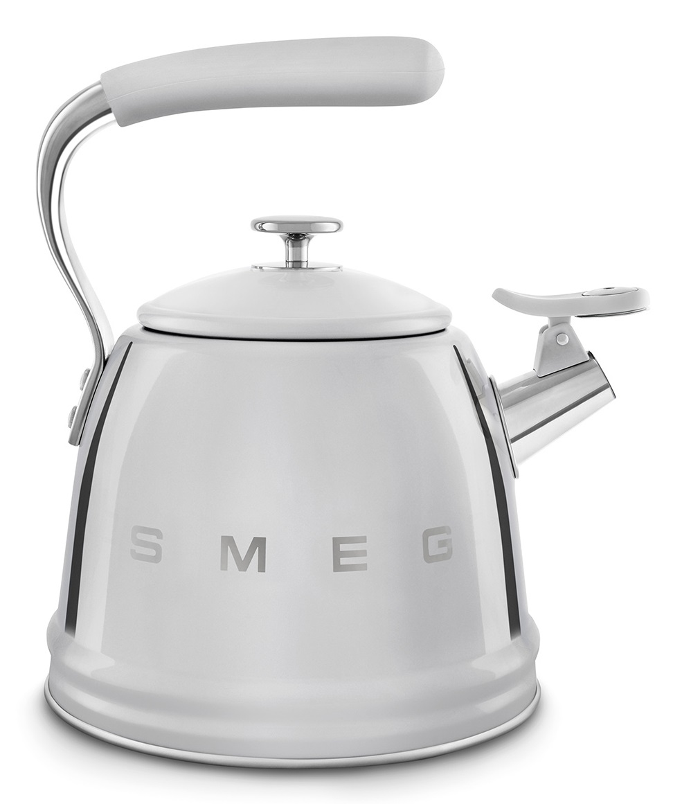 Smeg Bollitore Elettrico 50's Style WKF01SS - Acciaio Inox Lucido, Capacità 2,3L, Coperchio Removibile, Fischio Incernierato