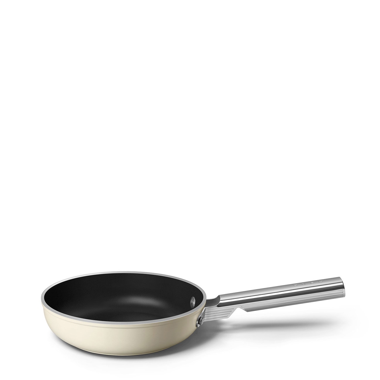 Smeg Padella Antiaderente 50's Style Ø 20 cm, Rivestimento Ceramico Senza PFAS, Manico in Acciaio Inox, Capacità 1,5 L