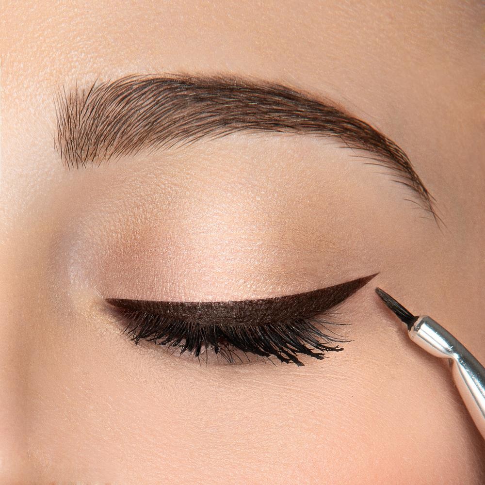 Diego Dalla Palma Pennello Eye Liner N°1 - Setole Sintetiche, Forma a 'Fiamma', Applicazione Omogenea