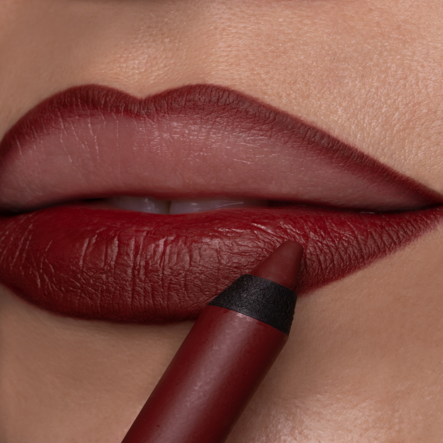 Diego Dalla Palma Stay On Me Lip Liner Matita Labbra Long Lasting 165 Ciliegia 1.2g - Ultra Performante e Resistente all'Acqua