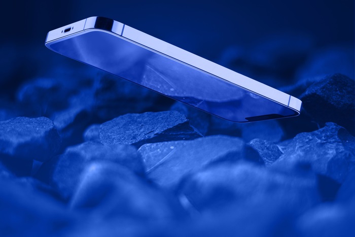 Cellularline Impact Glass - Vetro Temperato Sottile 9H per iPhone 15 Plus / 15 Pro Max - Resistente e Super Sensibile