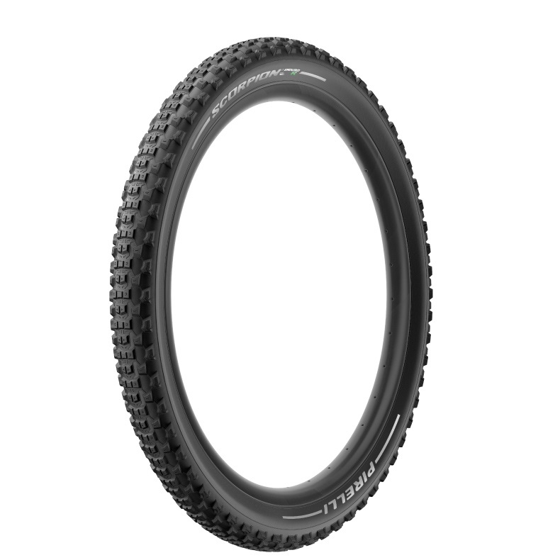 Pirelli Scorpion Enduro R Copertone MTB 29x2.40 Rear Specific Tubeless Ready con mescola SMARTGRIP e strato HARD WALL