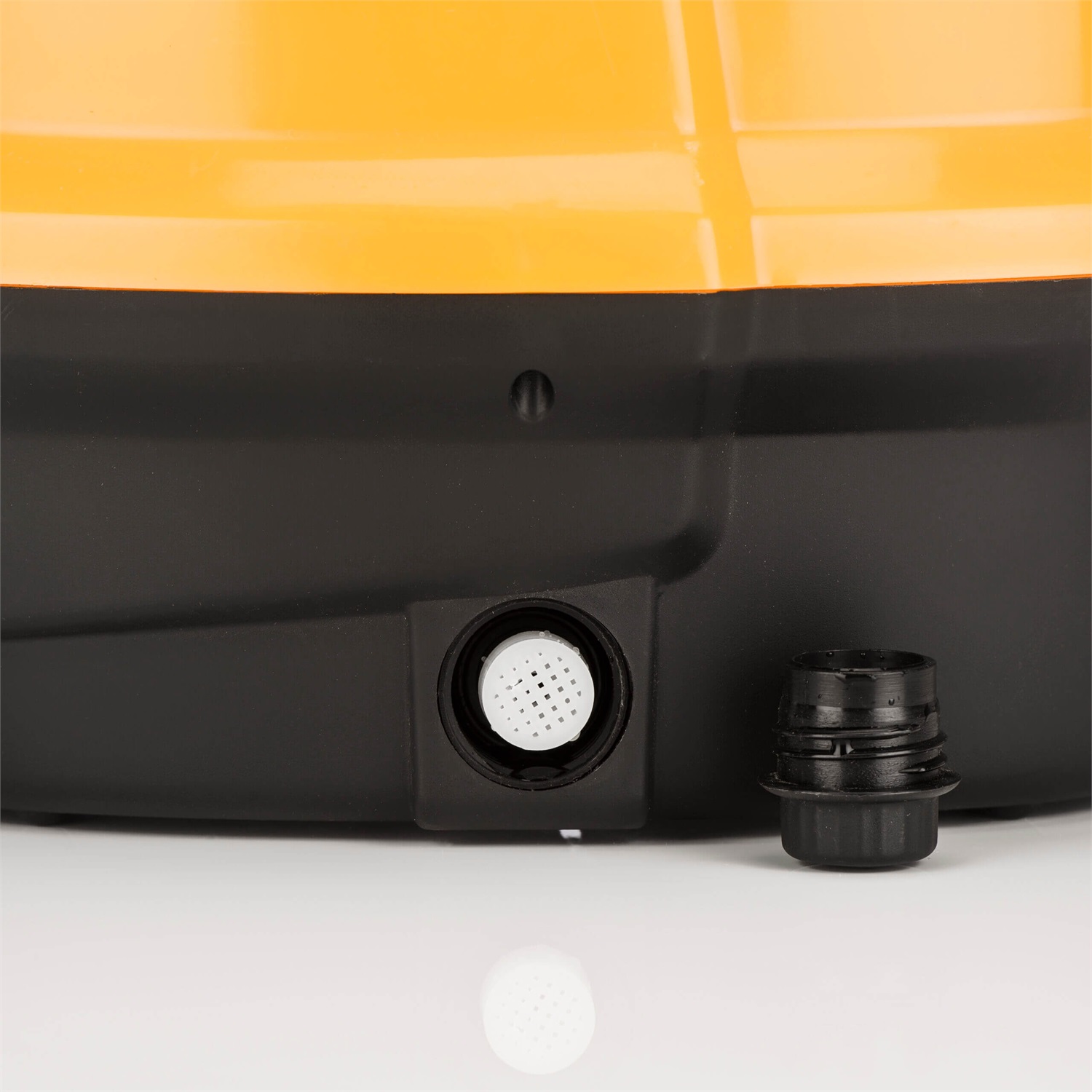 Volpi V-BLACK SMART Pompa Irroratrice Elettrica a Batteria 5L - A Spalla, Pressione Massima 2 bar