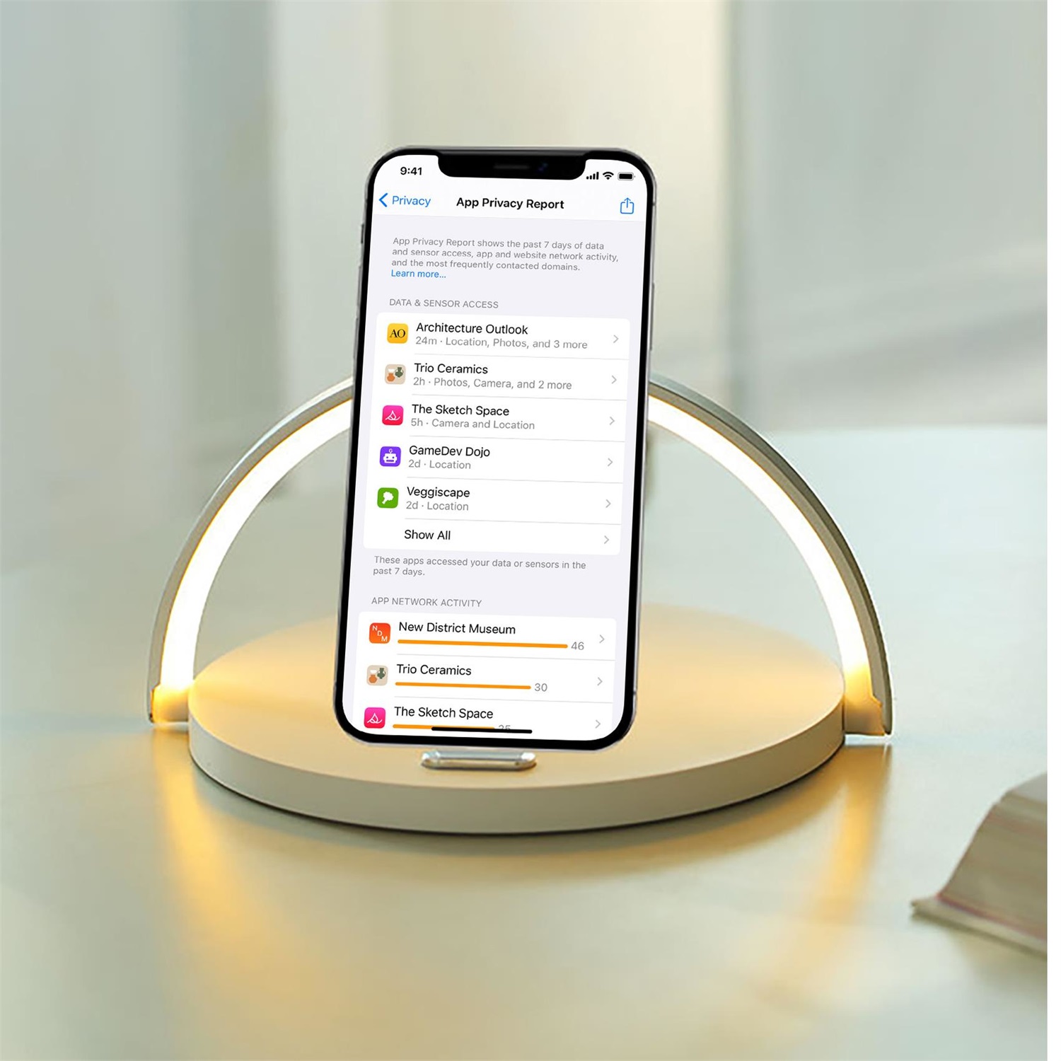 Celly WLLIGHTCIRCLE - Lampada LED con Caricatore Wireless 15W, Supporto Smartphone e Intensità Luce Regolabile