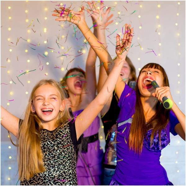 Celly Festival Microfono e Speaker Bluetooth Portatile Wireless Verde con 3W di Potenza, Ingressi AUX e TF Card