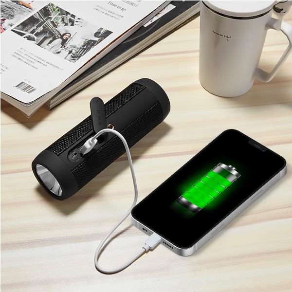 Celly SPEAKERBIKE: Altoparlante Wireless 5W con Microfono e Batteria Lunga Durata per Bici