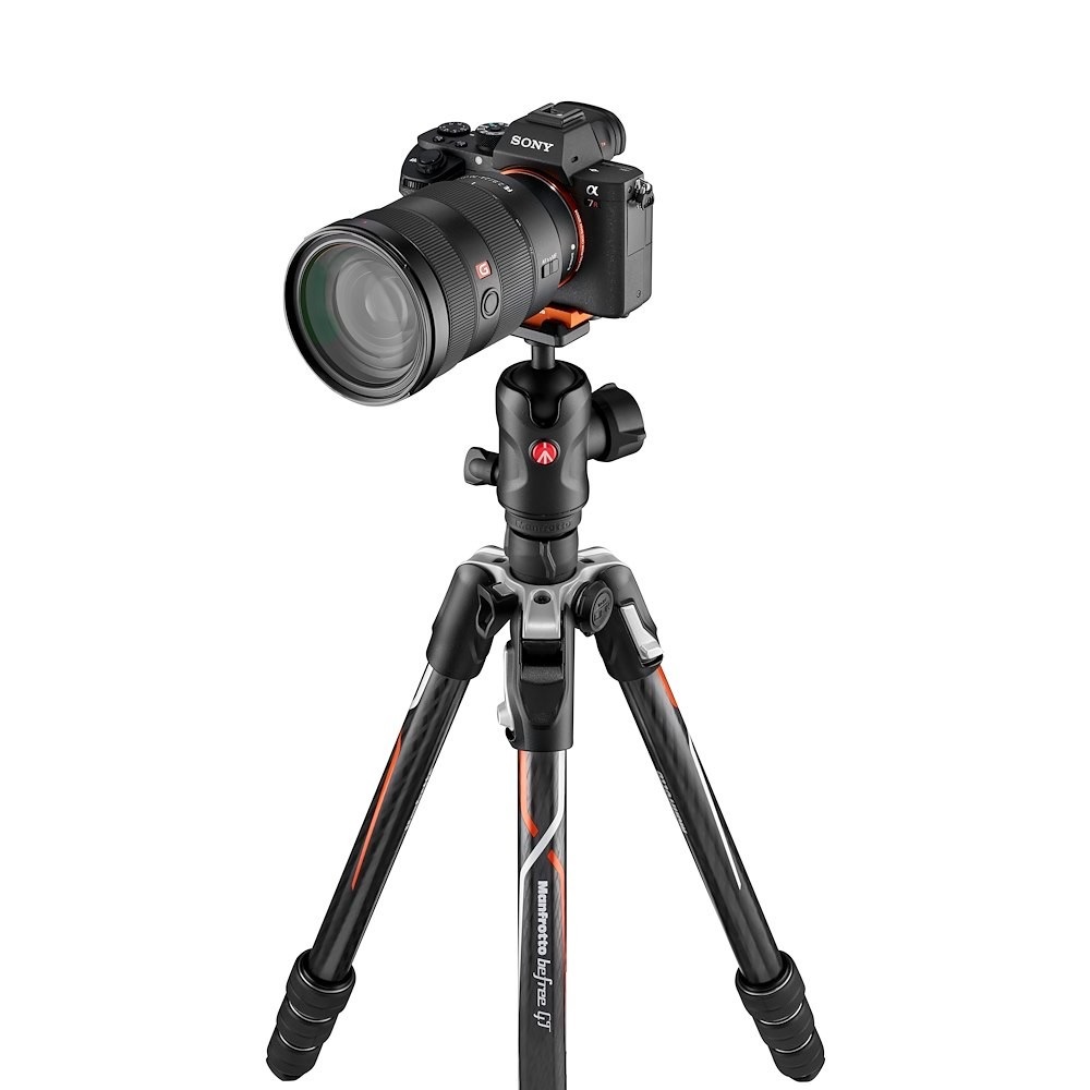 Manfrotto Befree GT Carbon Treppiede per Fotocamere Digitali - Capacità di Carico 10 kg, Altezza Massima 162 cm, Peso 1,55 kg, 3 Gambe, Nero