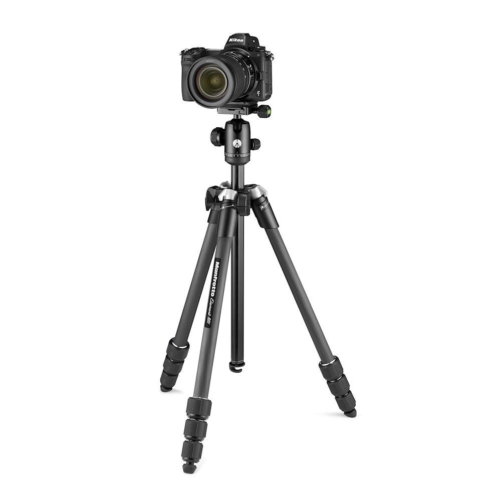 Manfrotto Element MII Treppiede da Viaggio in Carbonio con Testa a Sfera e Bluetooth - Compatibile con Smartphone e Fotocamere fino a 8 kg, Leggero e Portatile